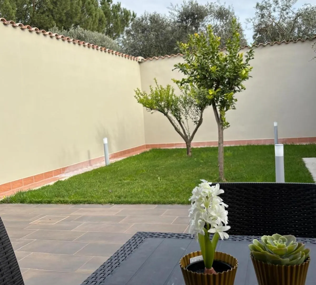 Villino Ancillotto With Garden And Parking Motorcycle Space Rome Italy